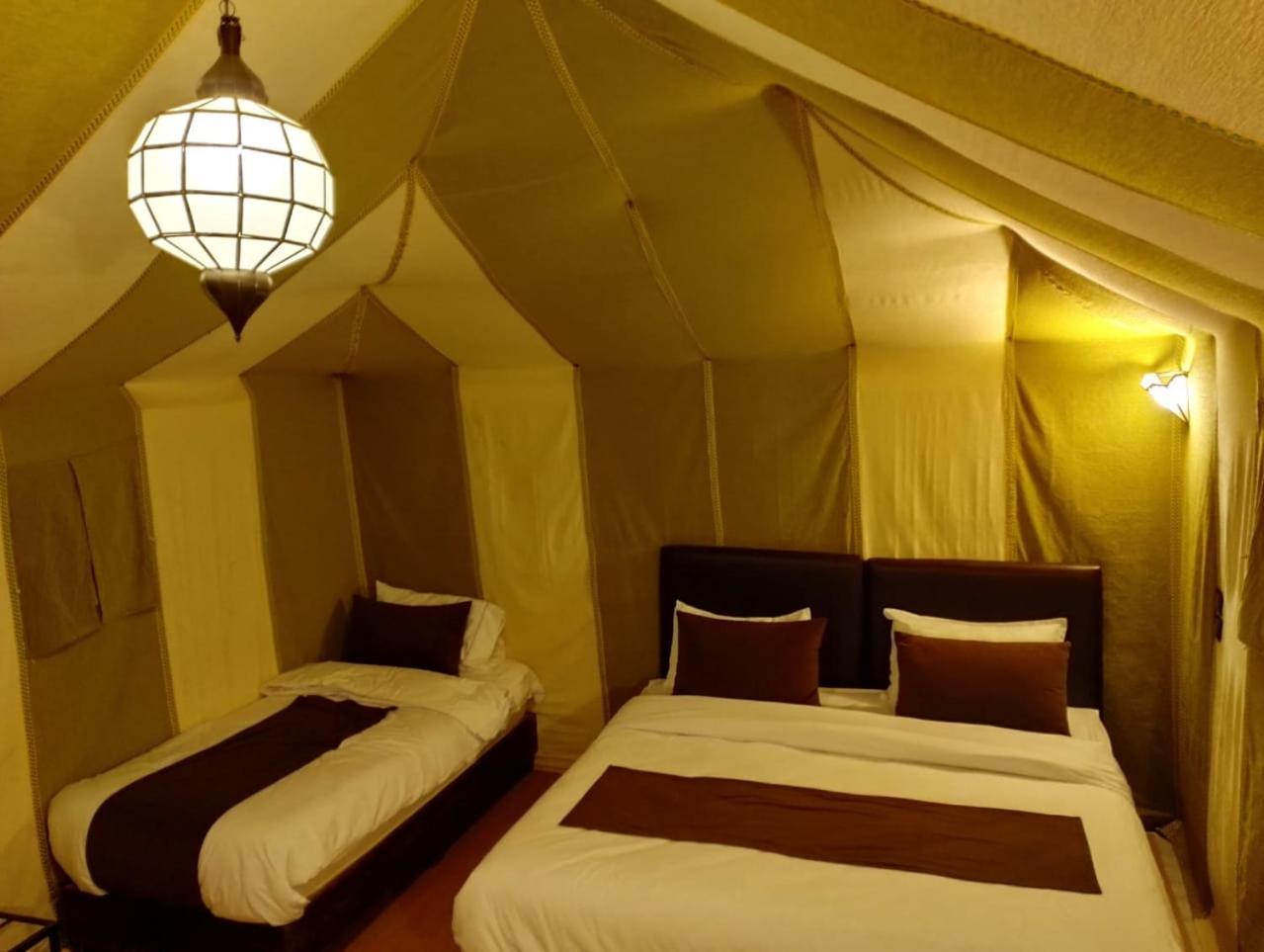 Khamlia Luxury Desert Camp เมอร์ซูกา ภายนอก รูปภาพ